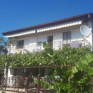 Appartamento Levak - Apt. 1, Pjescana Uvala